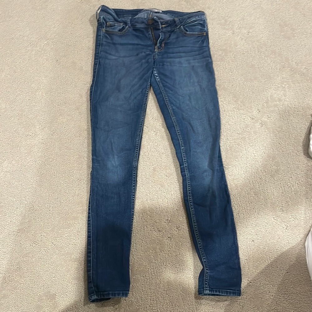 Hollister. Blue skinny jeans size w 24; 0s.